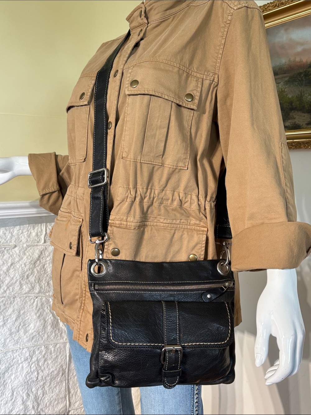Roots Tribe Leather Small Side Saddle Crossbody Bag Black
